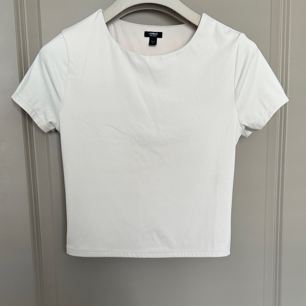 Cropped Body Contour Women's Top